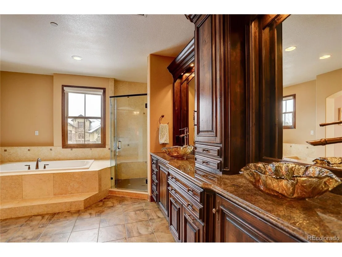 Photo of 6103 Huron Ln