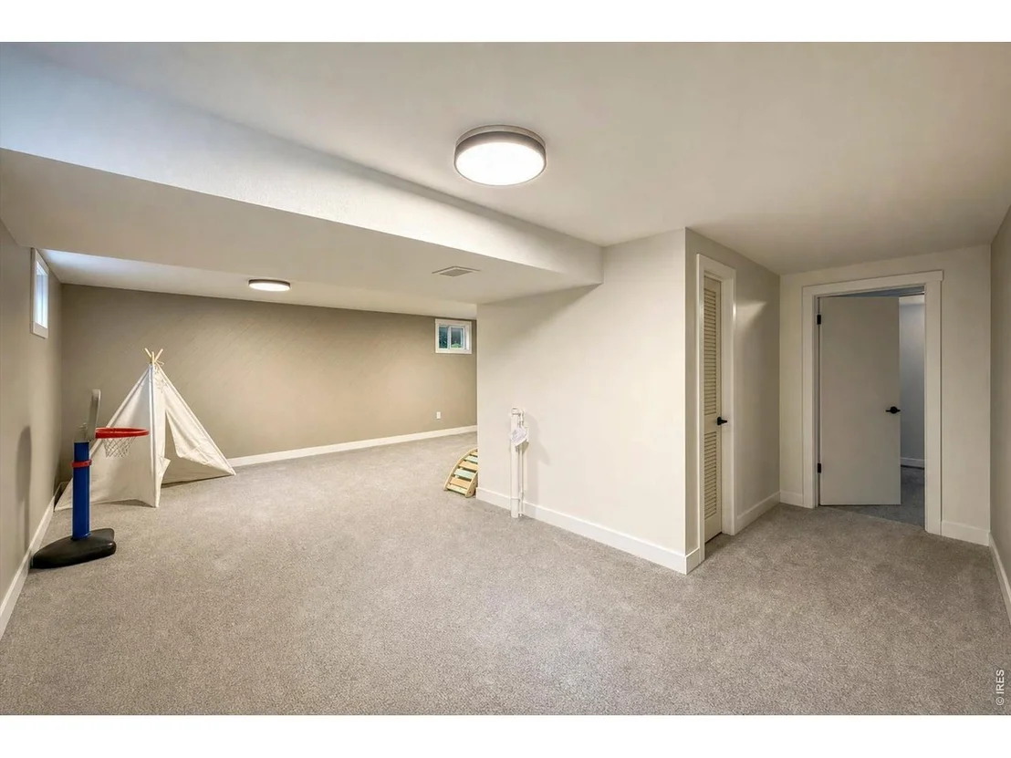 Photo of 1269 Winslow Cir