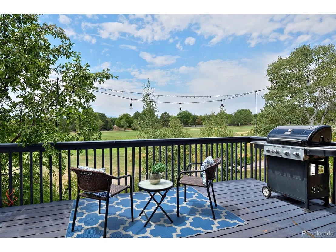 Photo of 1175 Oakhurst Dr