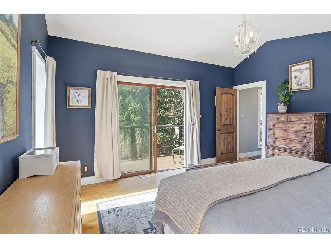 Photo of 34978 Forest Estates Rd
