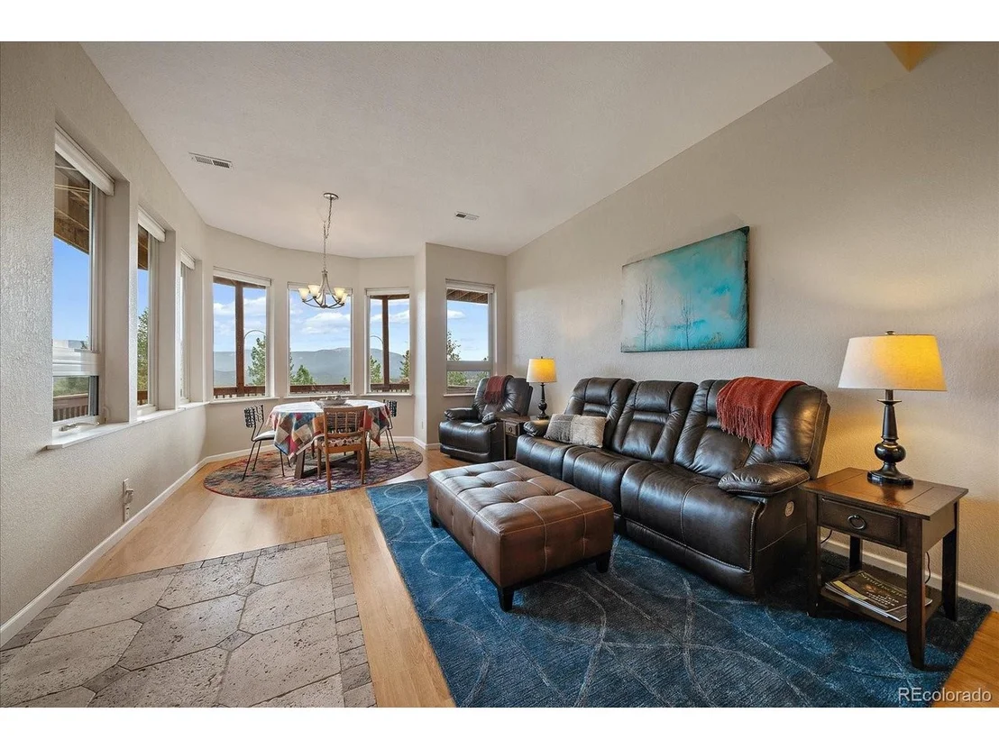 Photo of 90 Hilltop Dr
