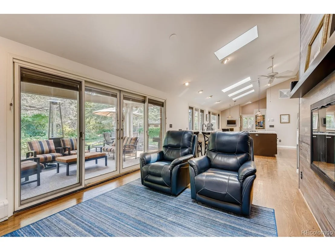 Photo of 2750 Howell Rd