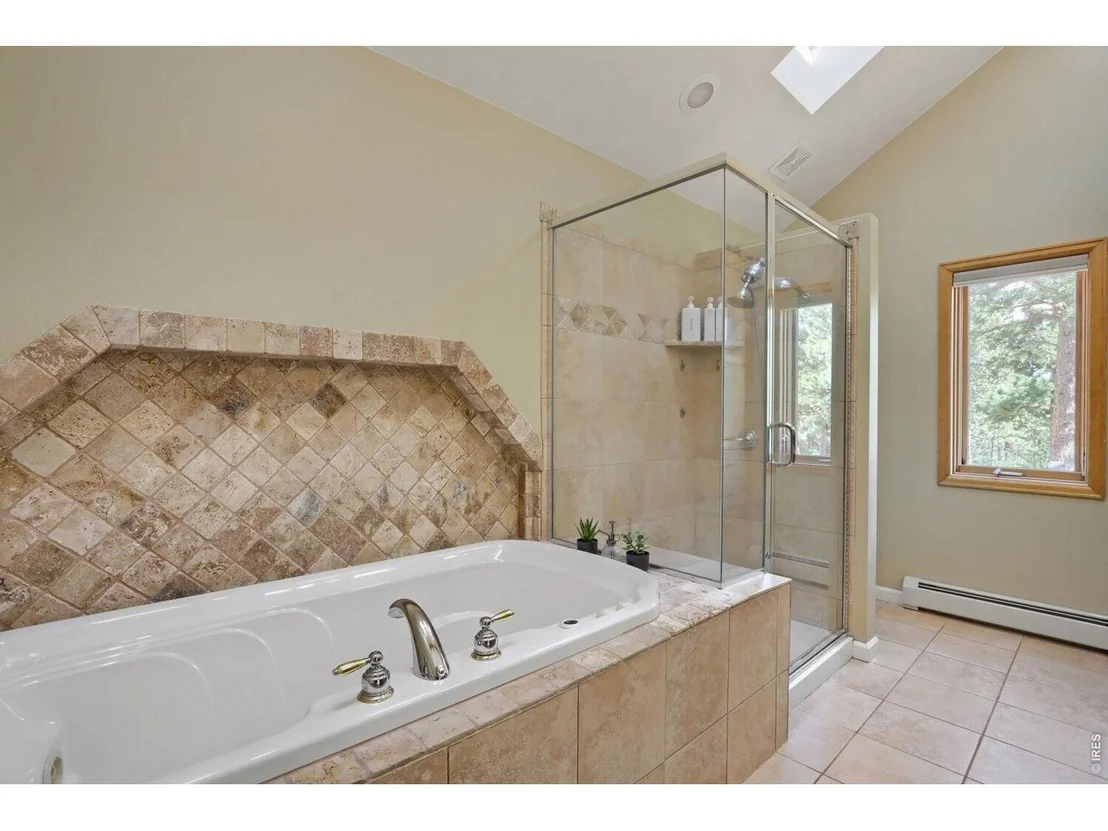 Photo of 6010 Flagstaff Rd