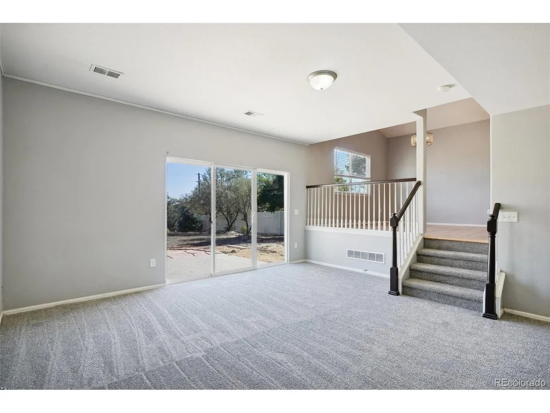 Photo of 9806 Roadrunner Ave