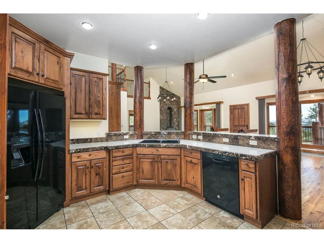 Photo of 25811 Rampart Ln