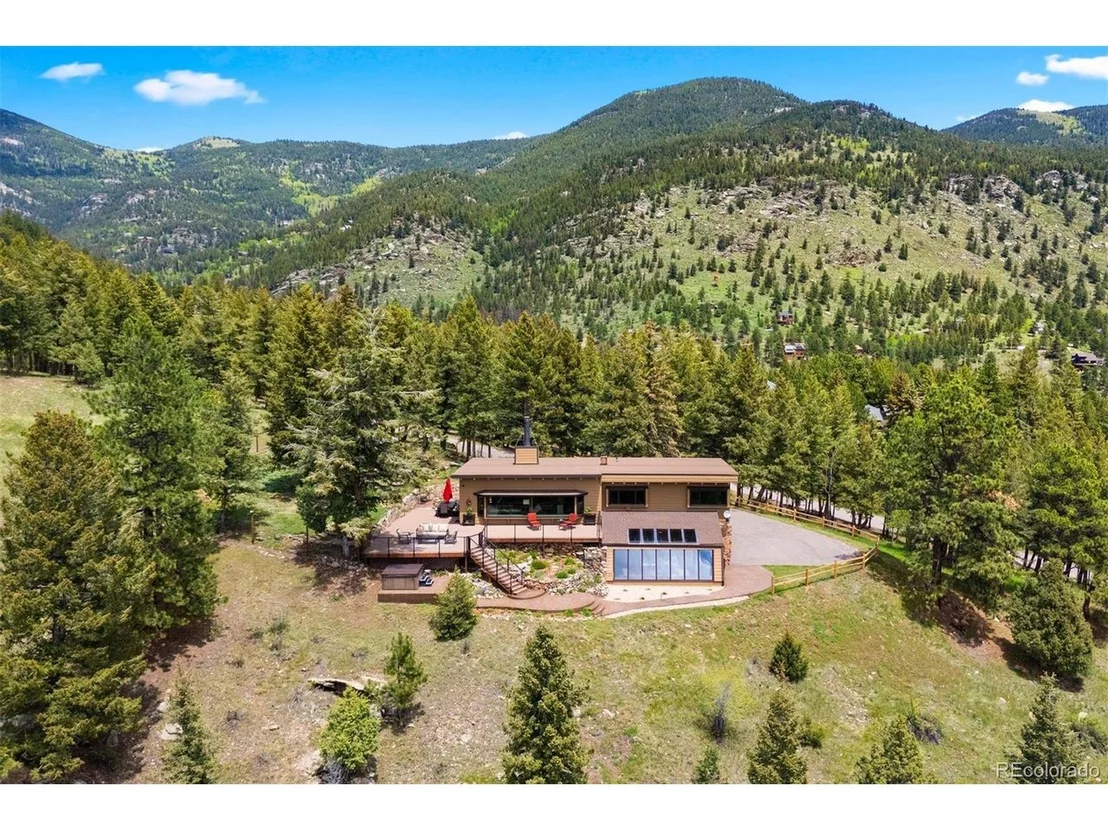 Photo of 187 Marion Dr
