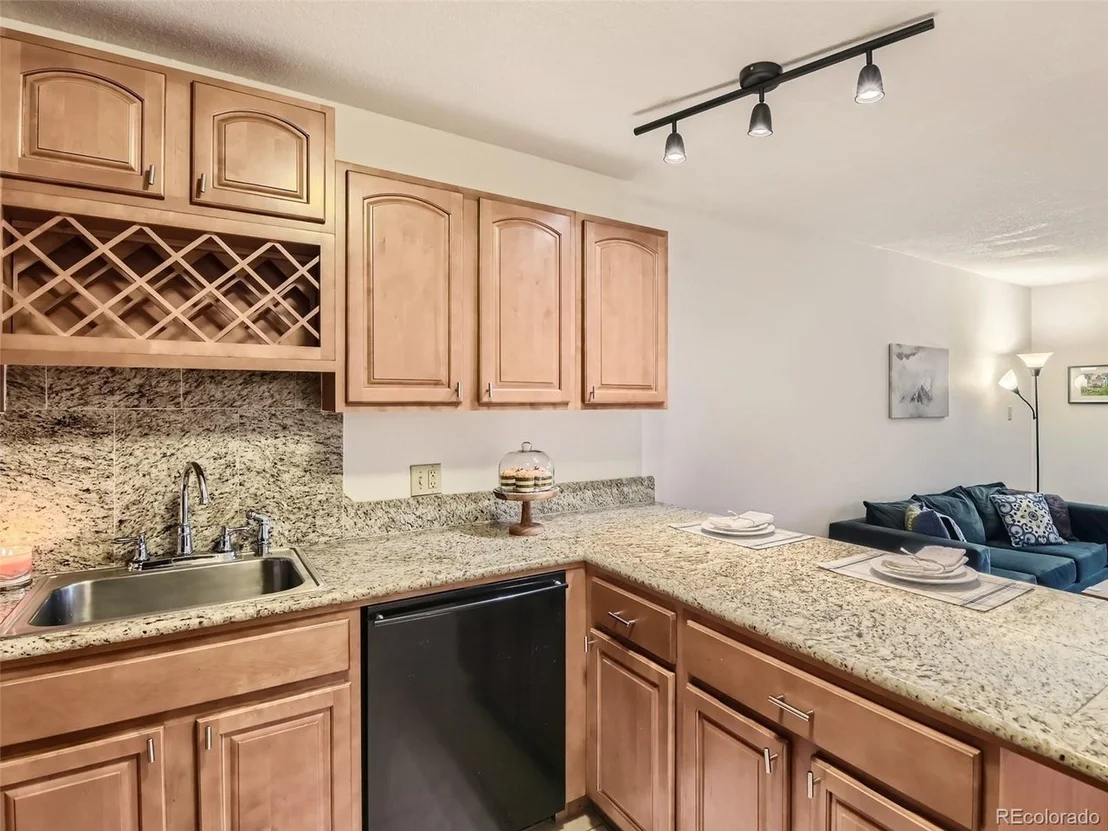 Photo of Unit 203 at 5116 Williams Fork Trl
