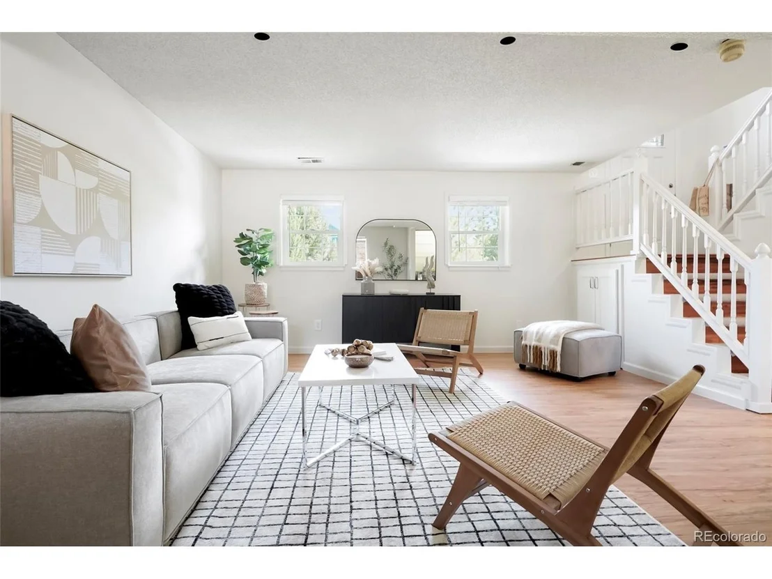 Photo of 768 Barberry Cir