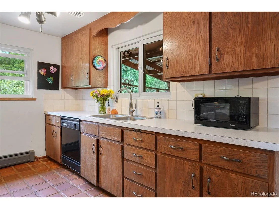 Photo of 6487 High Dr