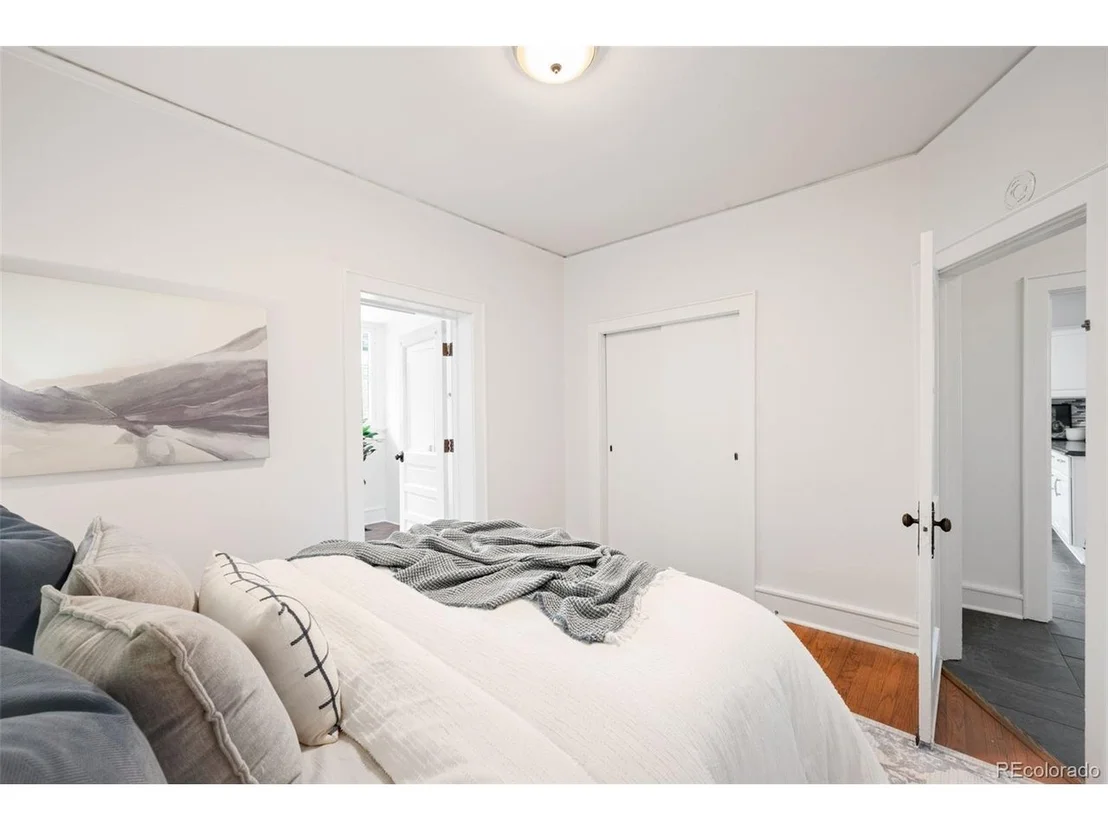 Photo of 1531 Lowell Blvd