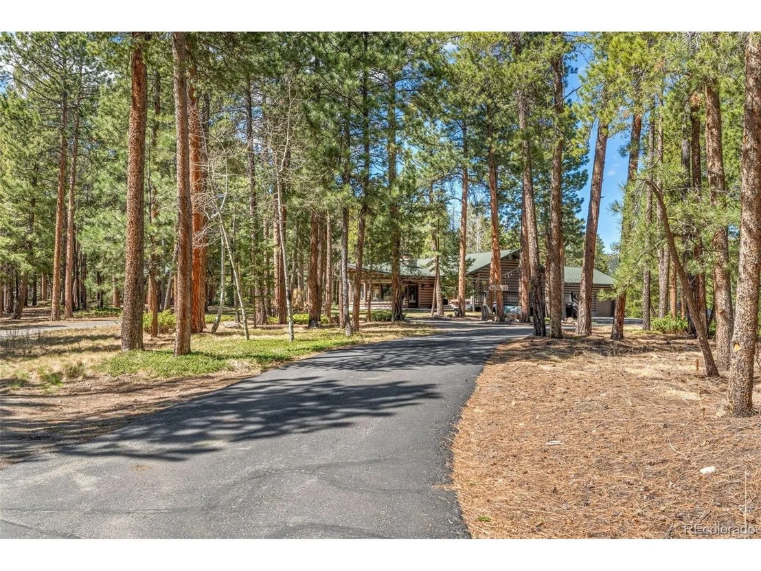 Photo of 23550 Pleasant Park Rd