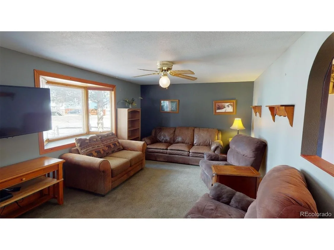 Photo of 452 Cascade Cir