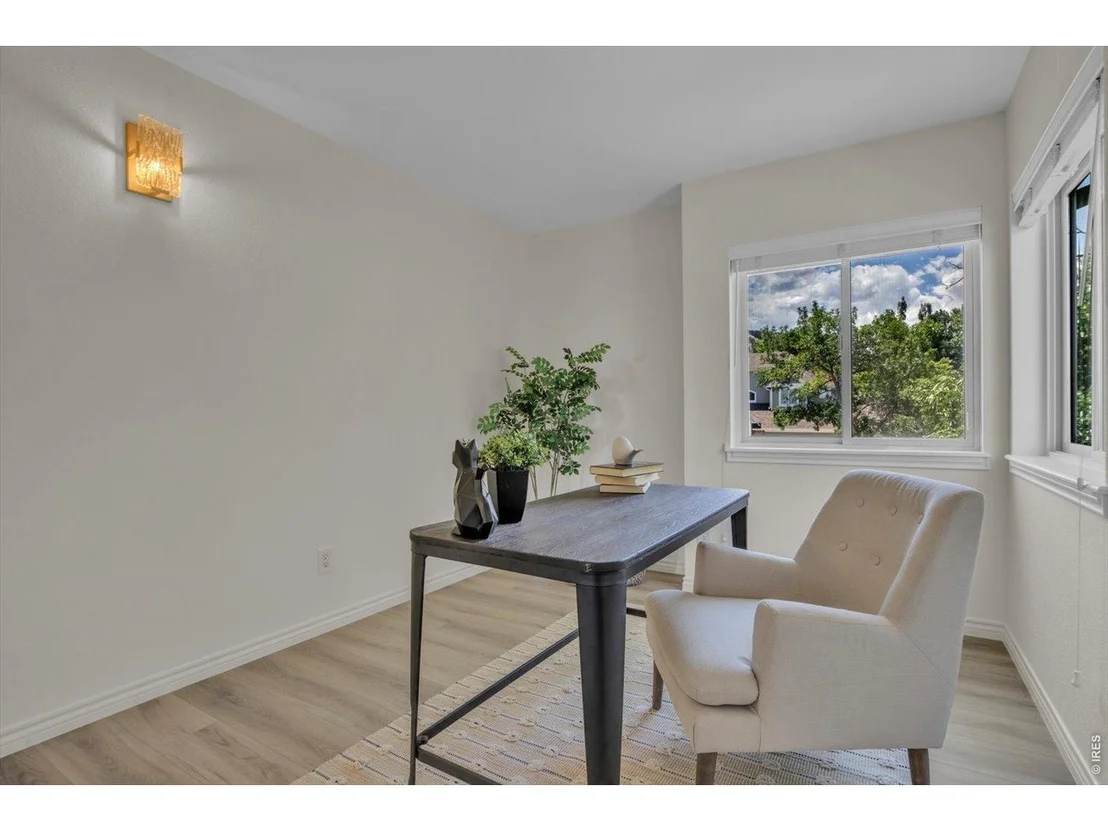 Photo of 4874 Dakota Blvd