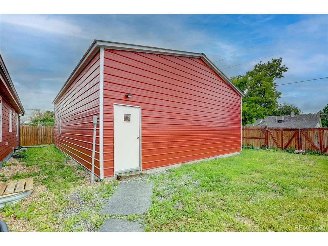Photo of 535 N 5th St