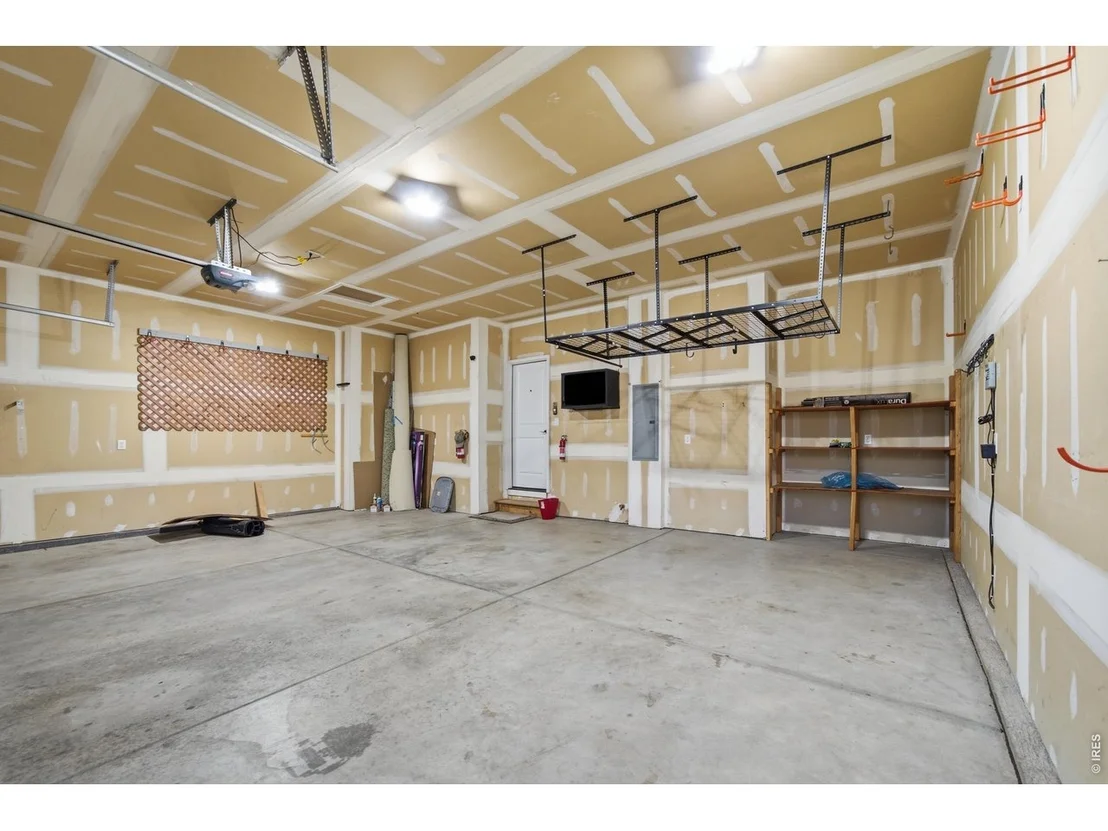 Photo of 347 Linden Oaks Dr