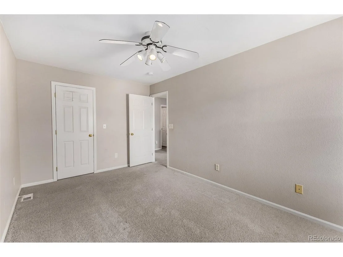 Photo of 452 E 78th Dr