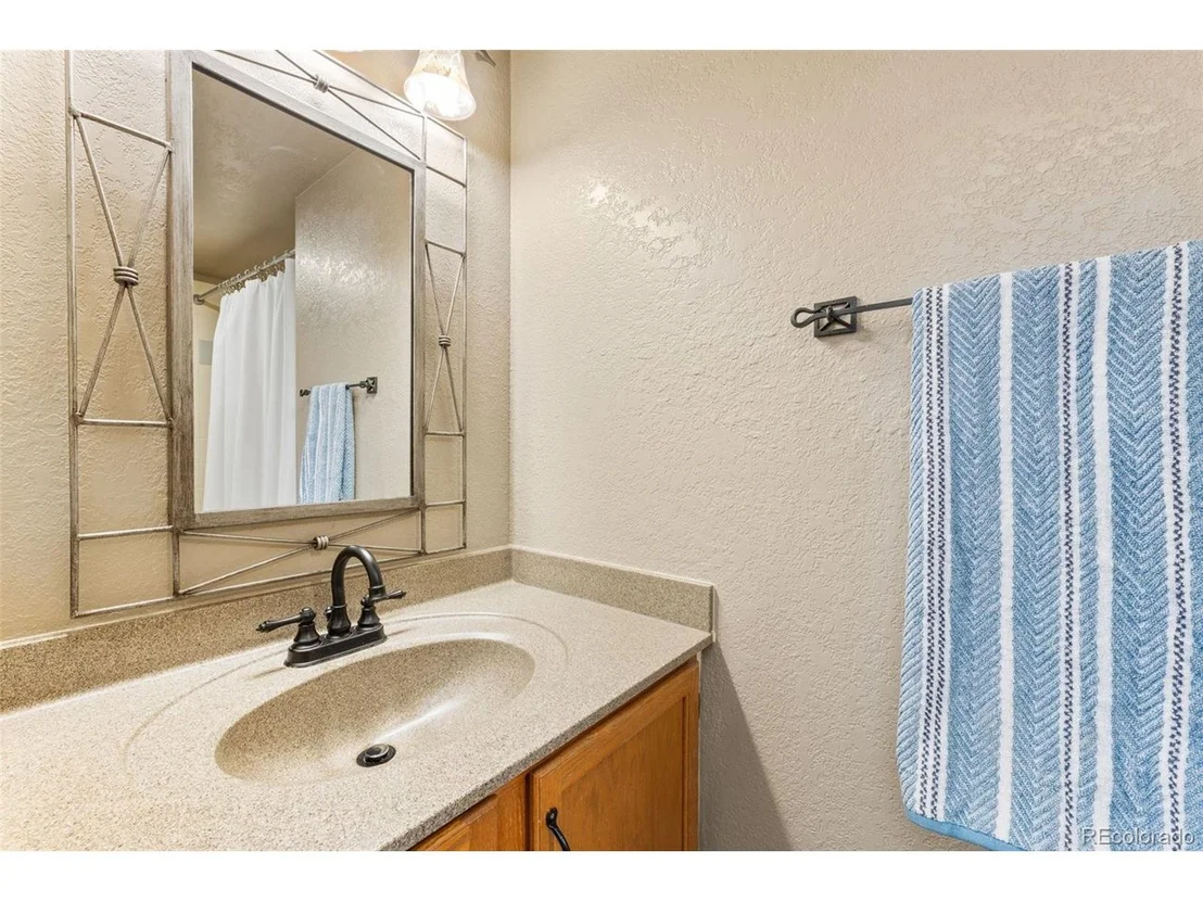 Photo of 25167 Red Cloud Dr