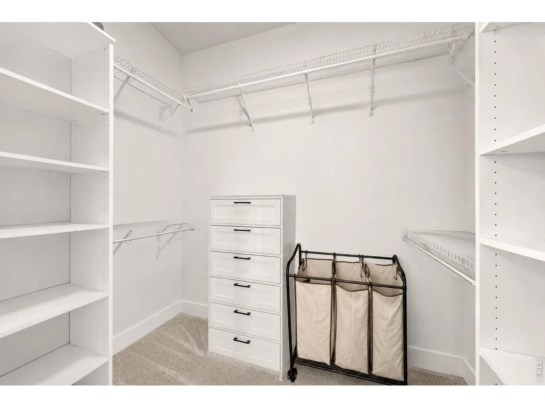 Photo of 21 Lakeview Cir