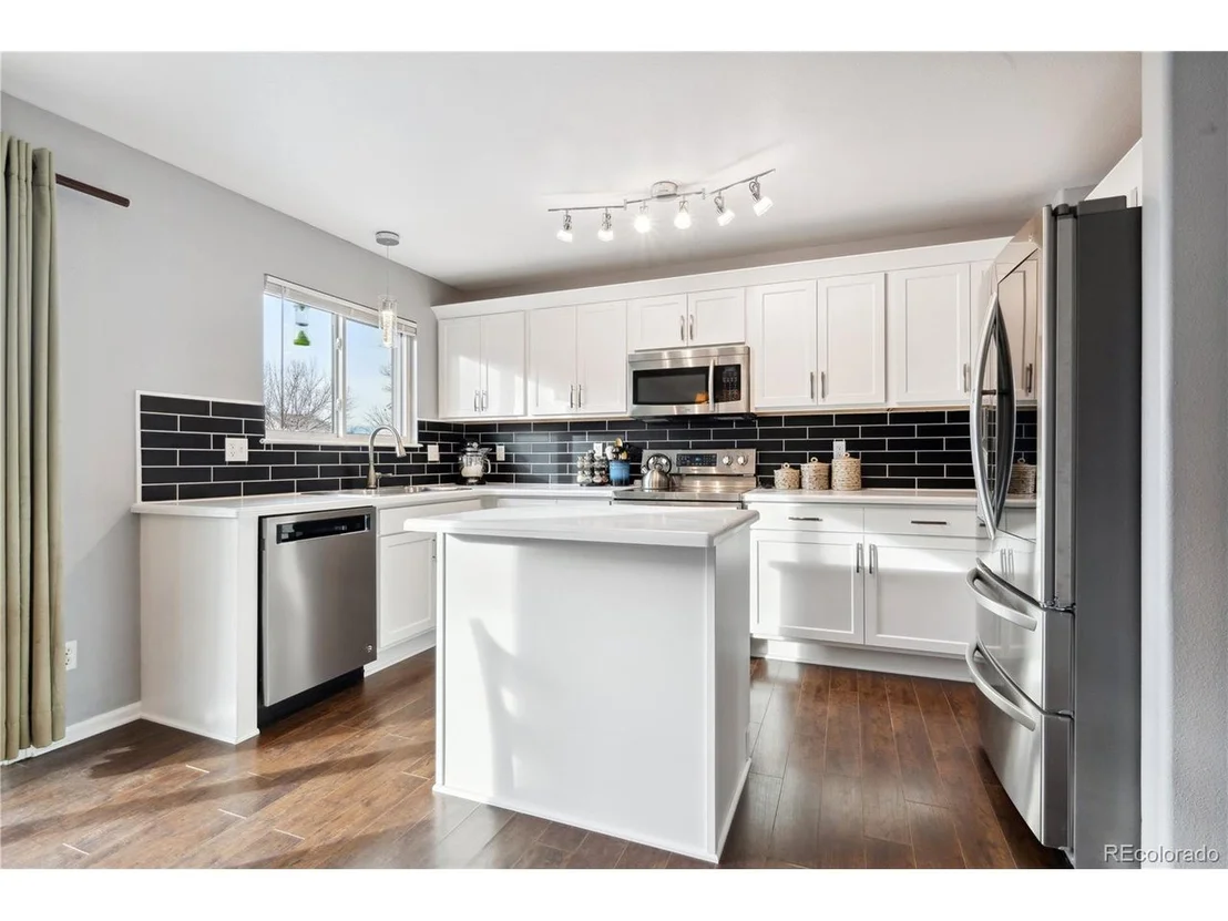 Photo of 9790 Moss Rose Cir