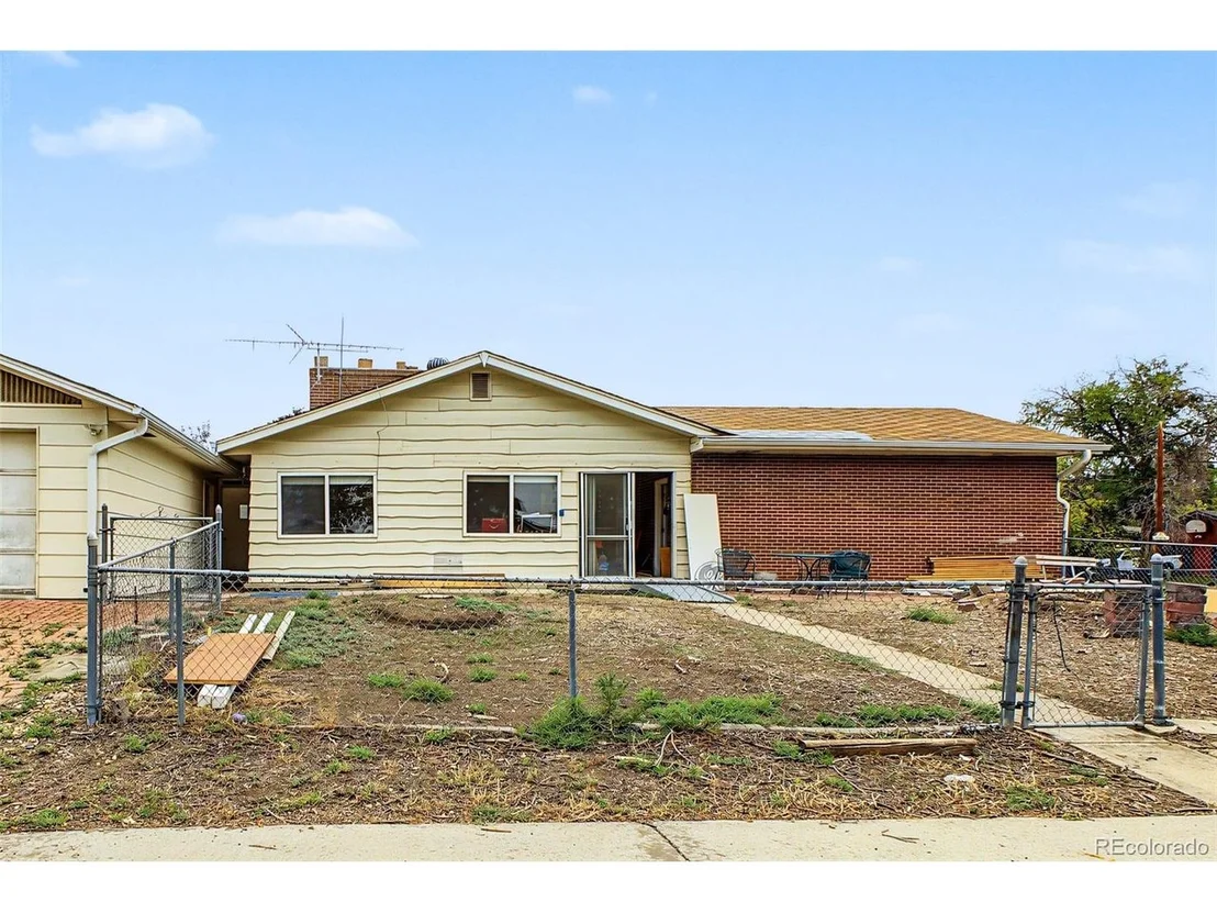 Photo of 8111 Chase Dr
