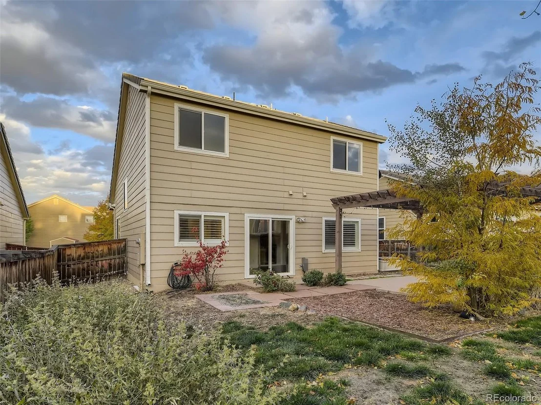 Photo of 10011 Mackay Dr