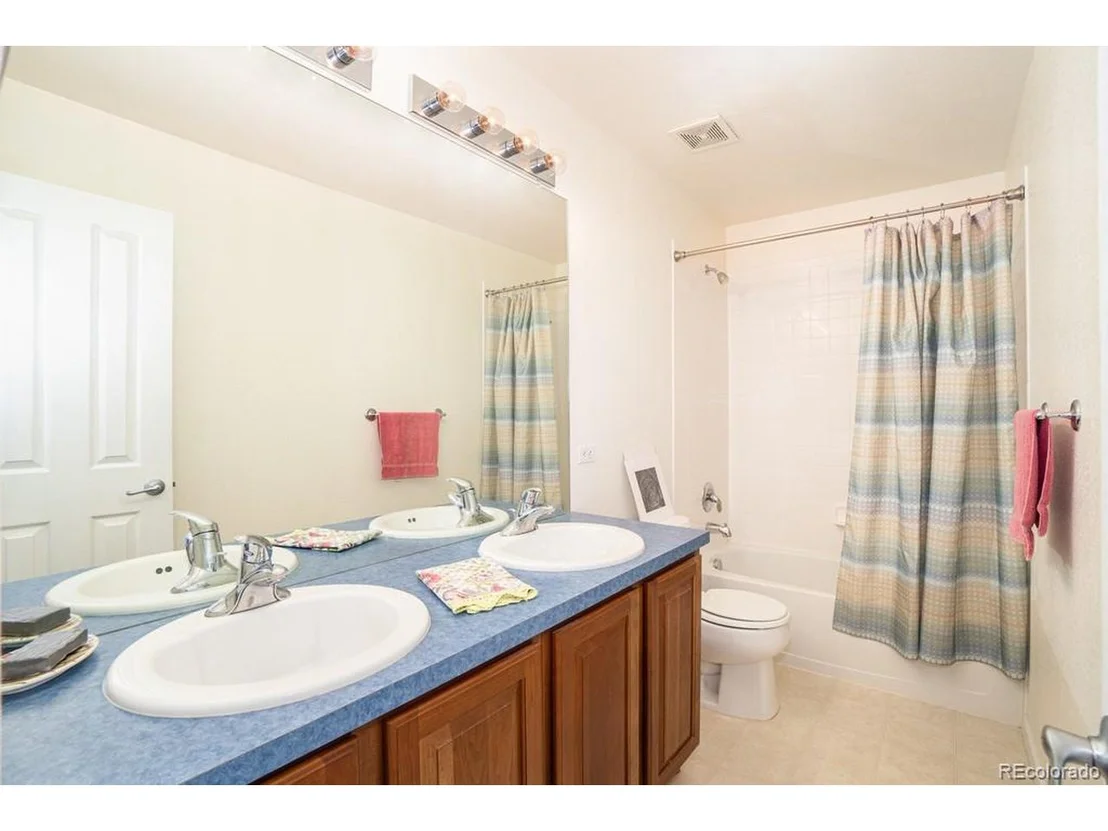 Photo of 10192 Dover St