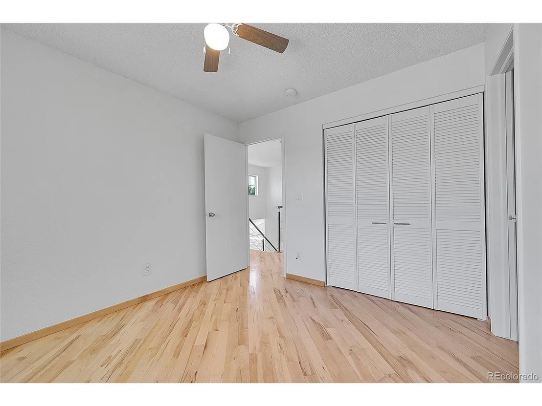 Photo of 8673 Cloverleaf Cir