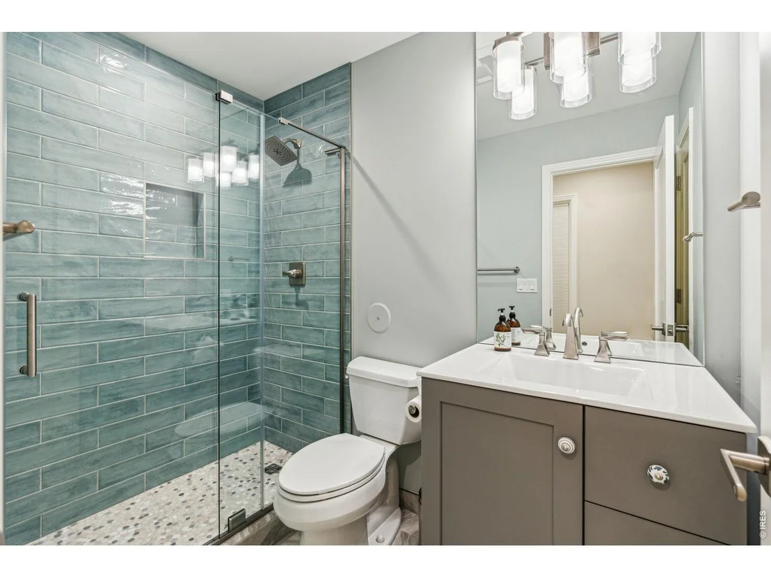 Photo of 1534 Bradley Dr