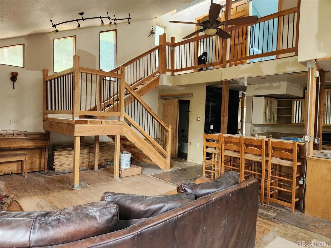 Photo of 760 N Pine Dr