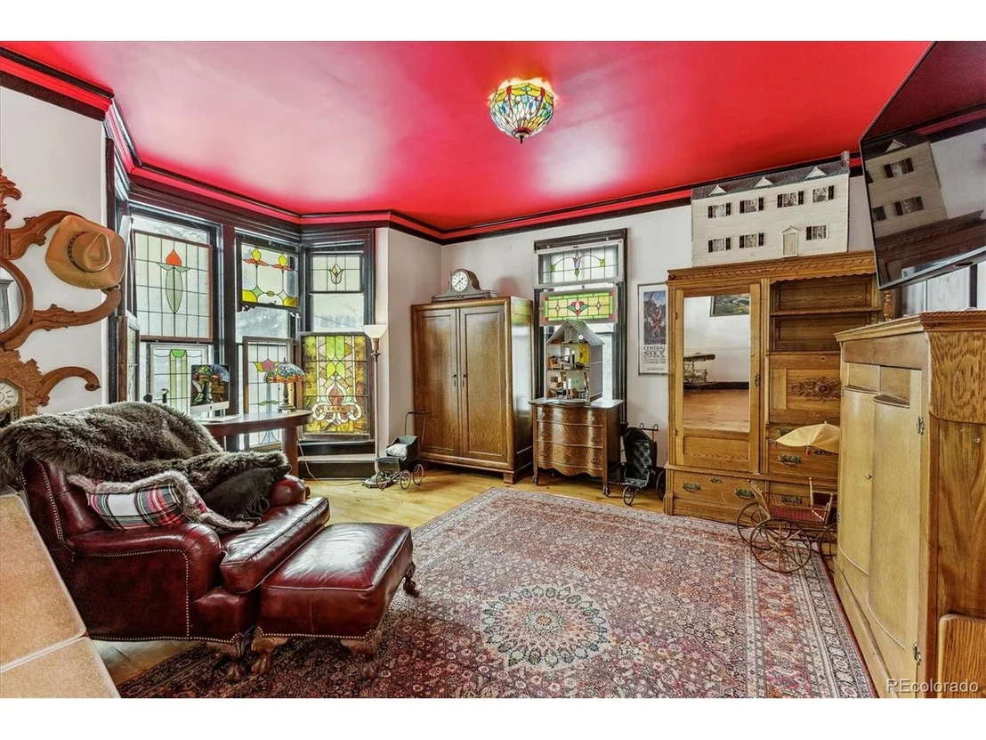 Photo of 340 Spring St