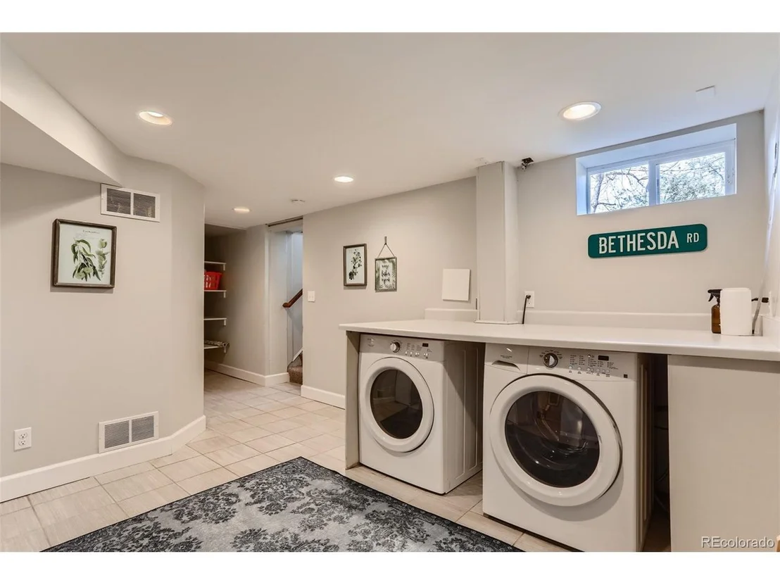 Photo of 755 Jackson St