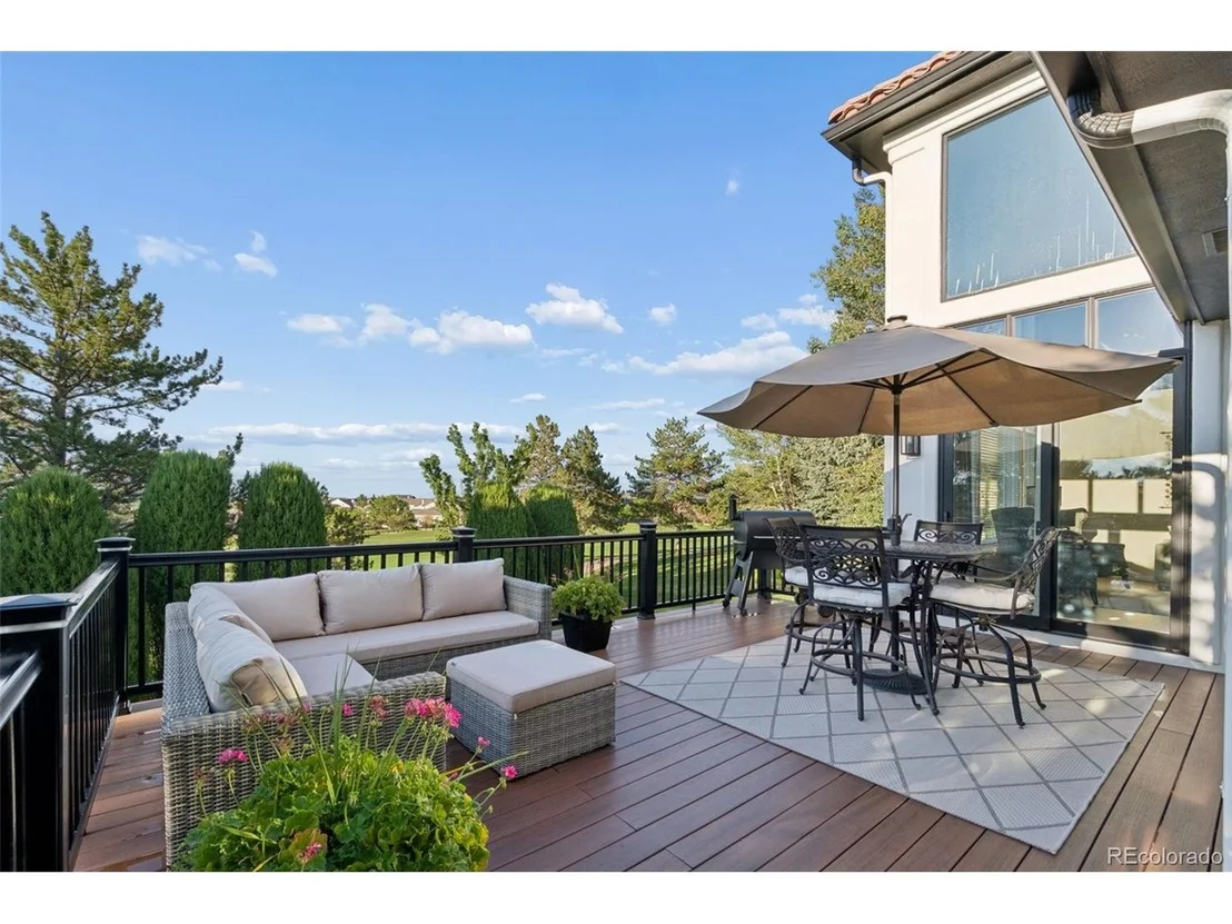 Photo of 8571 Colonial Dr