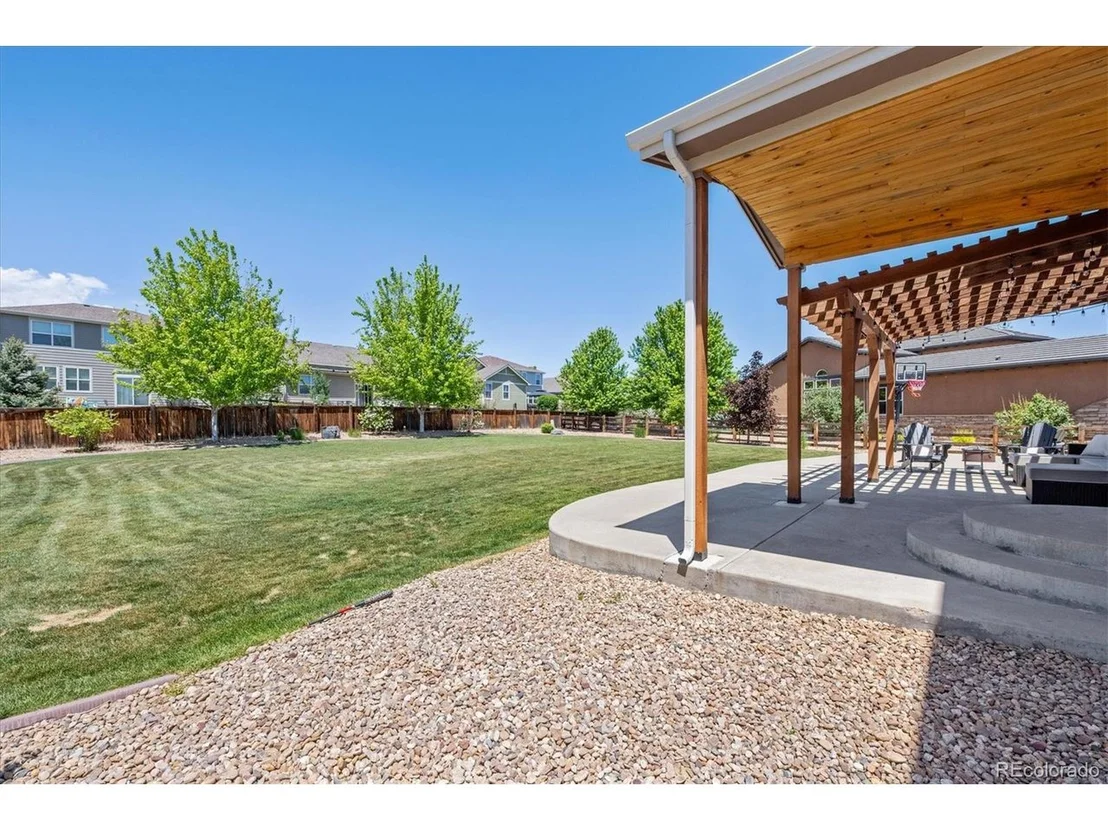 Photo of 8939 Devinney Ct