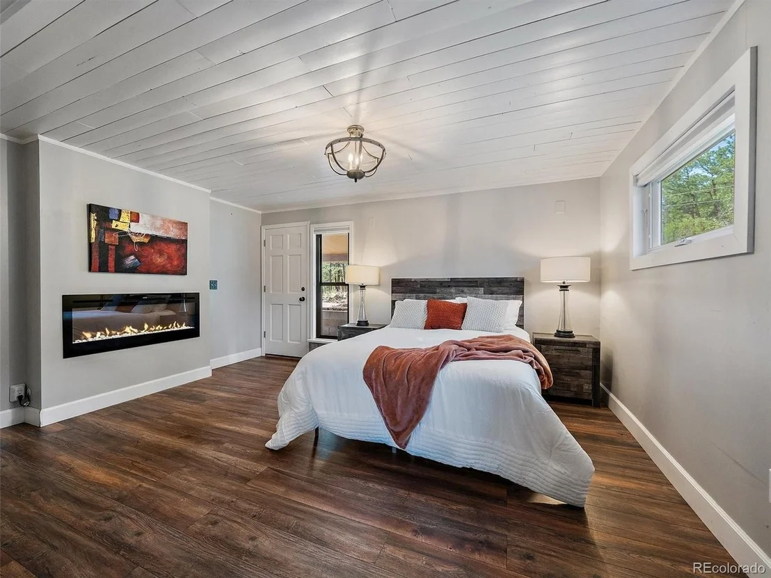 Photo of 29035 Douglas Park Rd