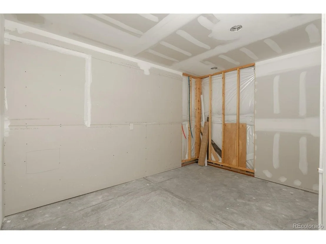 Photo of 2414 Leafdale Cir