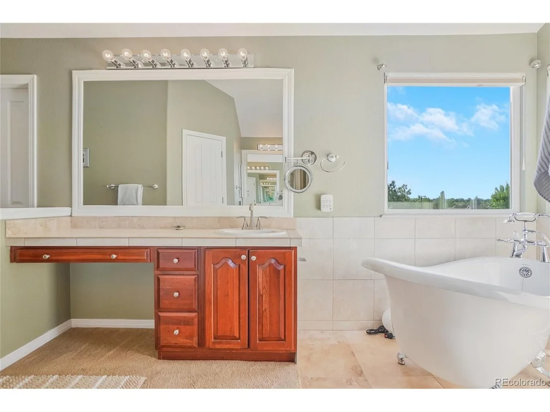 Photo of 16071 Crestrock Cir