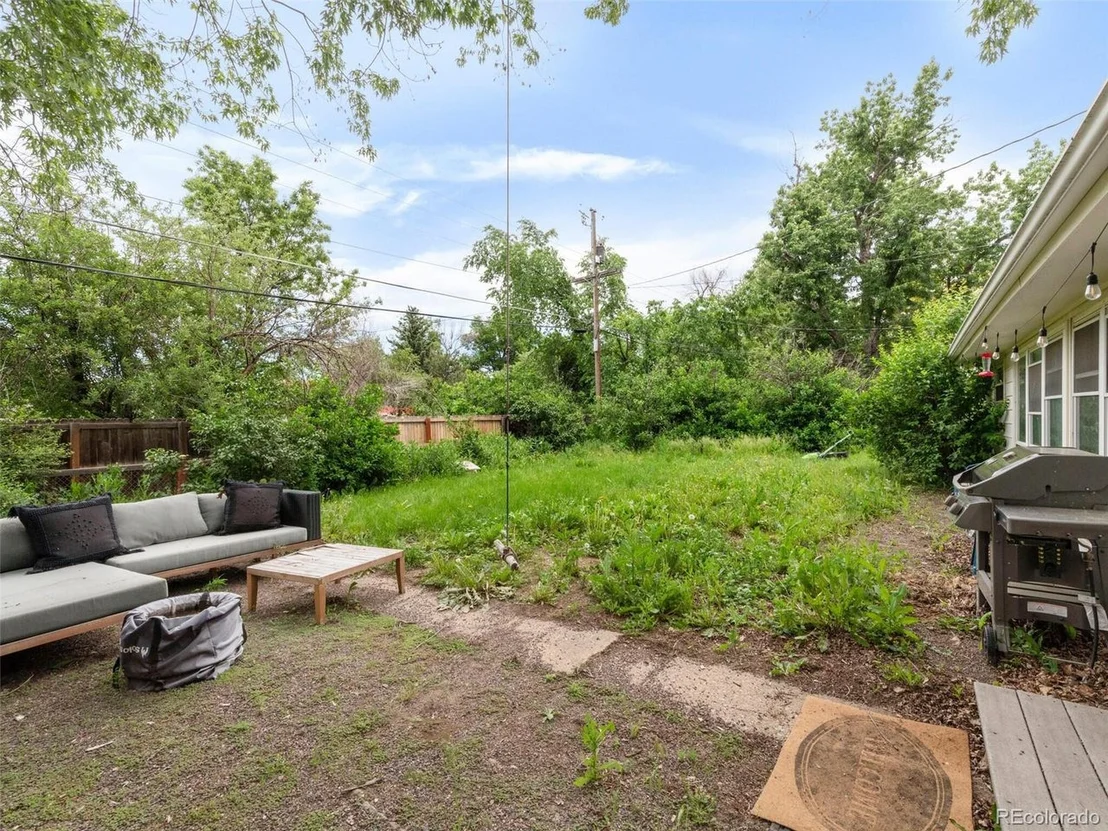 Photo of 3725 Martin Dr