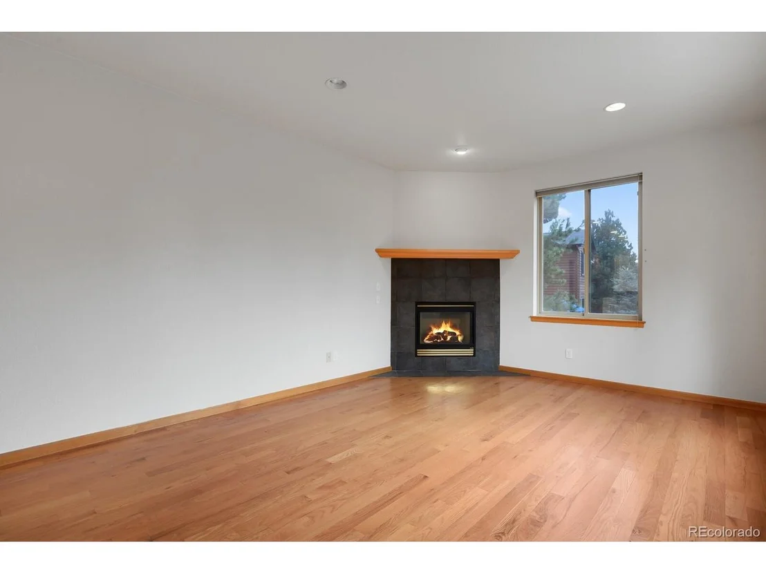 Photo of 3118 Moonshadow Ln
