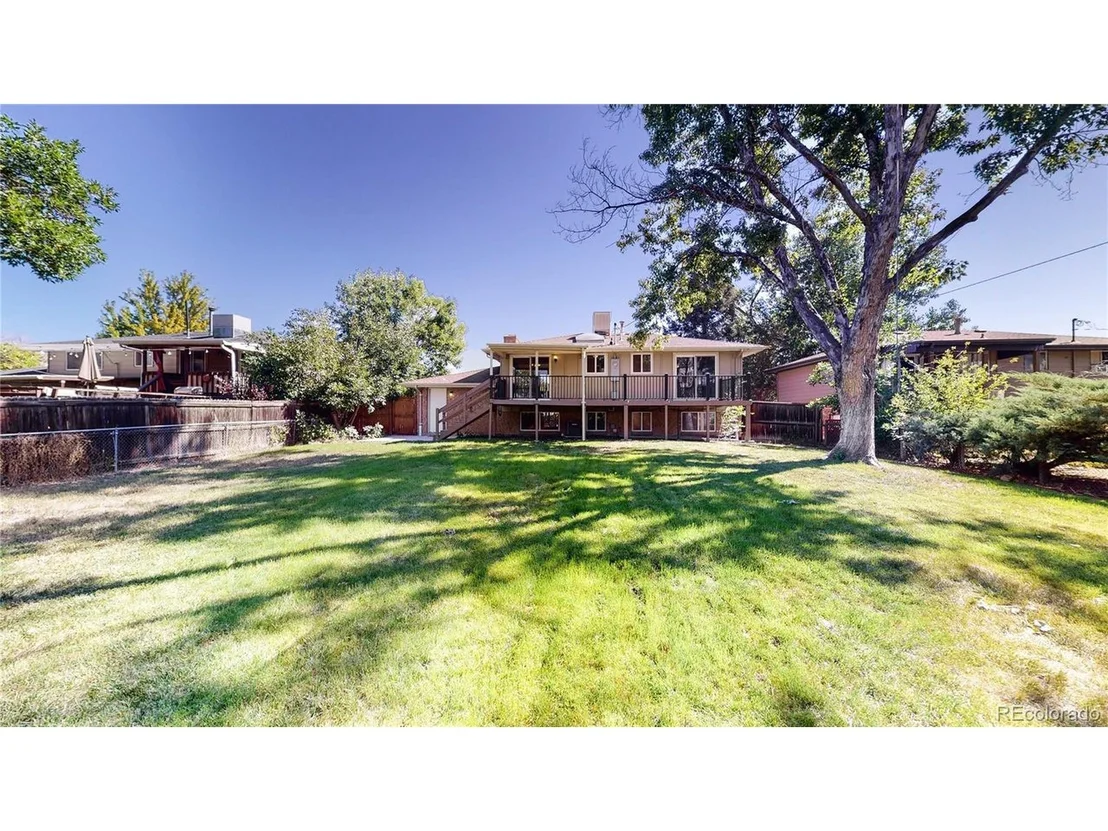 Photo of 8239 Chase Dr