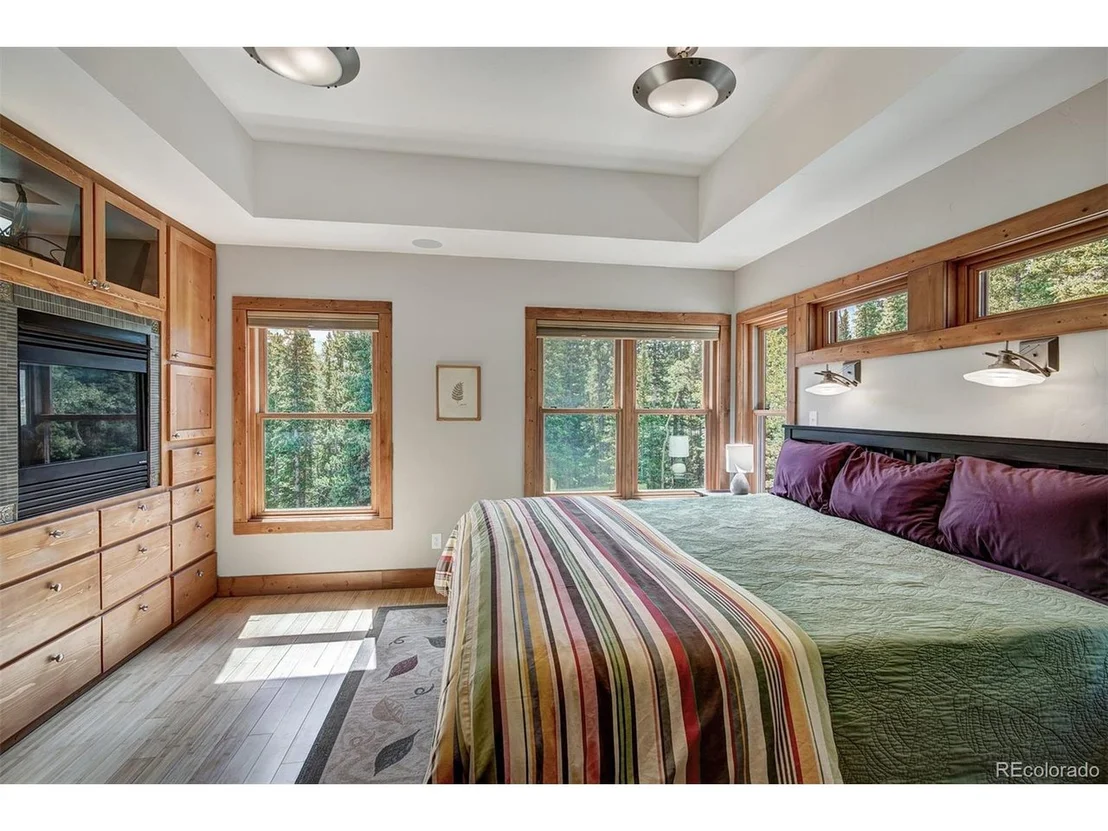 Photo of 22 Peterson Dr