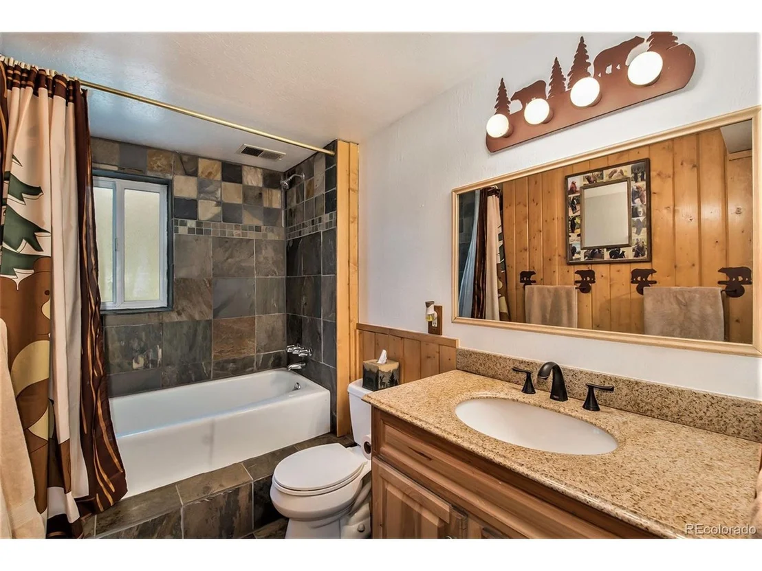 Photo of 5167 Knotty Pine Ln