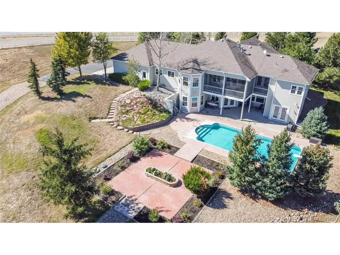 Photo of 46186 Needleleaf Ln