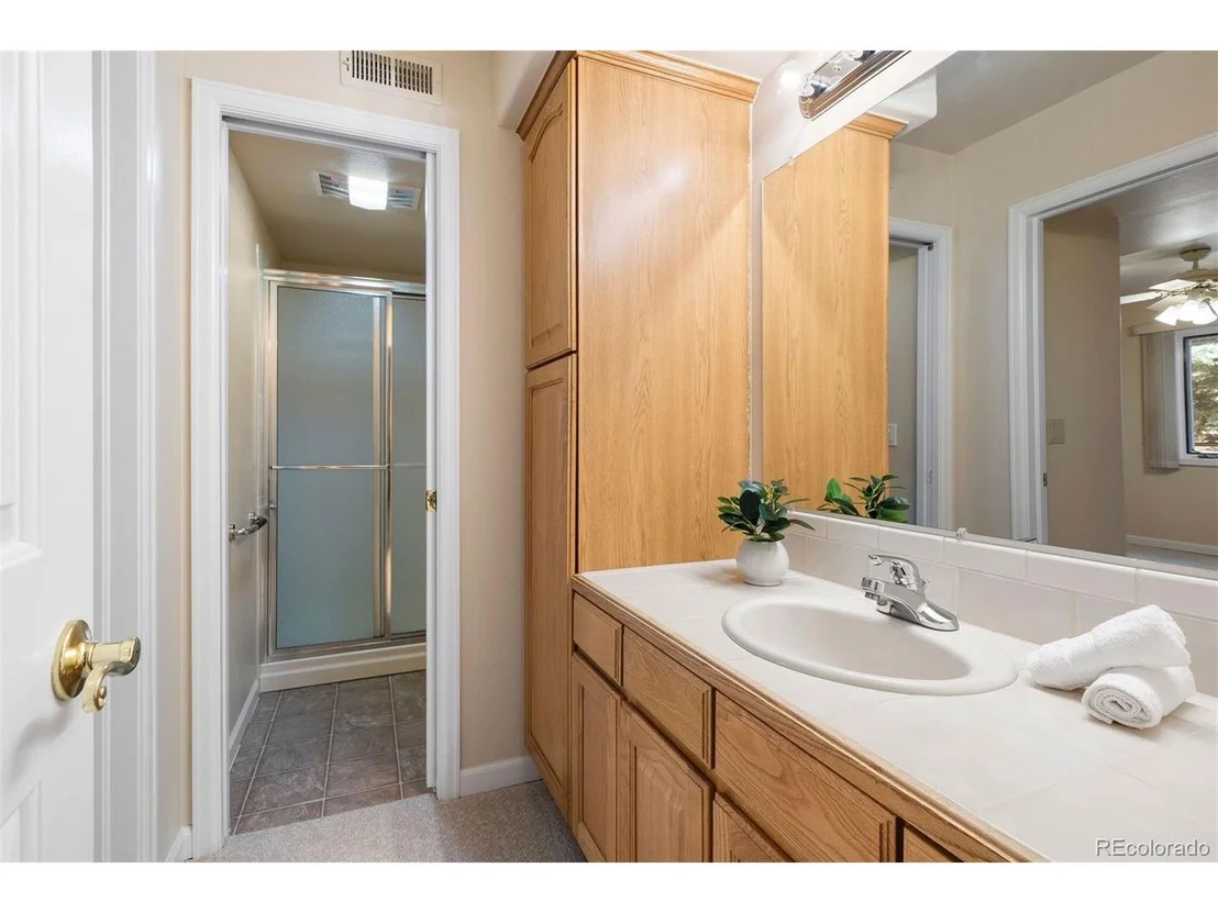 Photo of 2245 Ridgeview Way