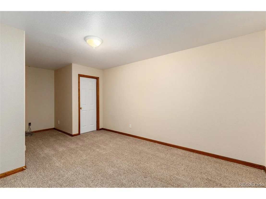 Photo of 1120 Antelope Dr W