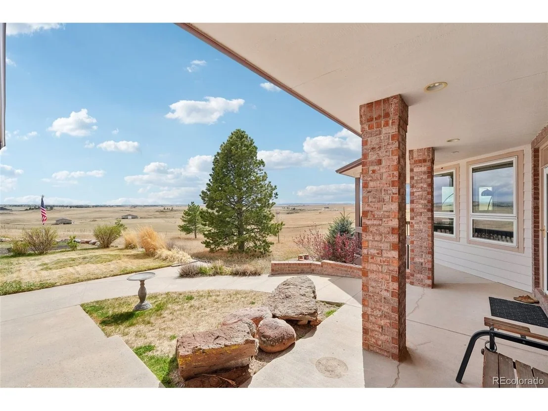 Photo of 2981 Rock Cir