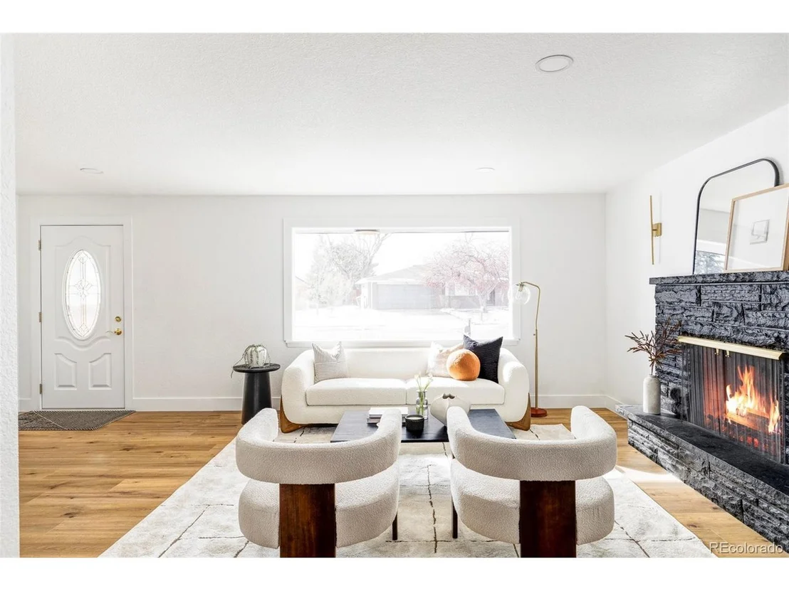 Photo of 42 Princeton Cir