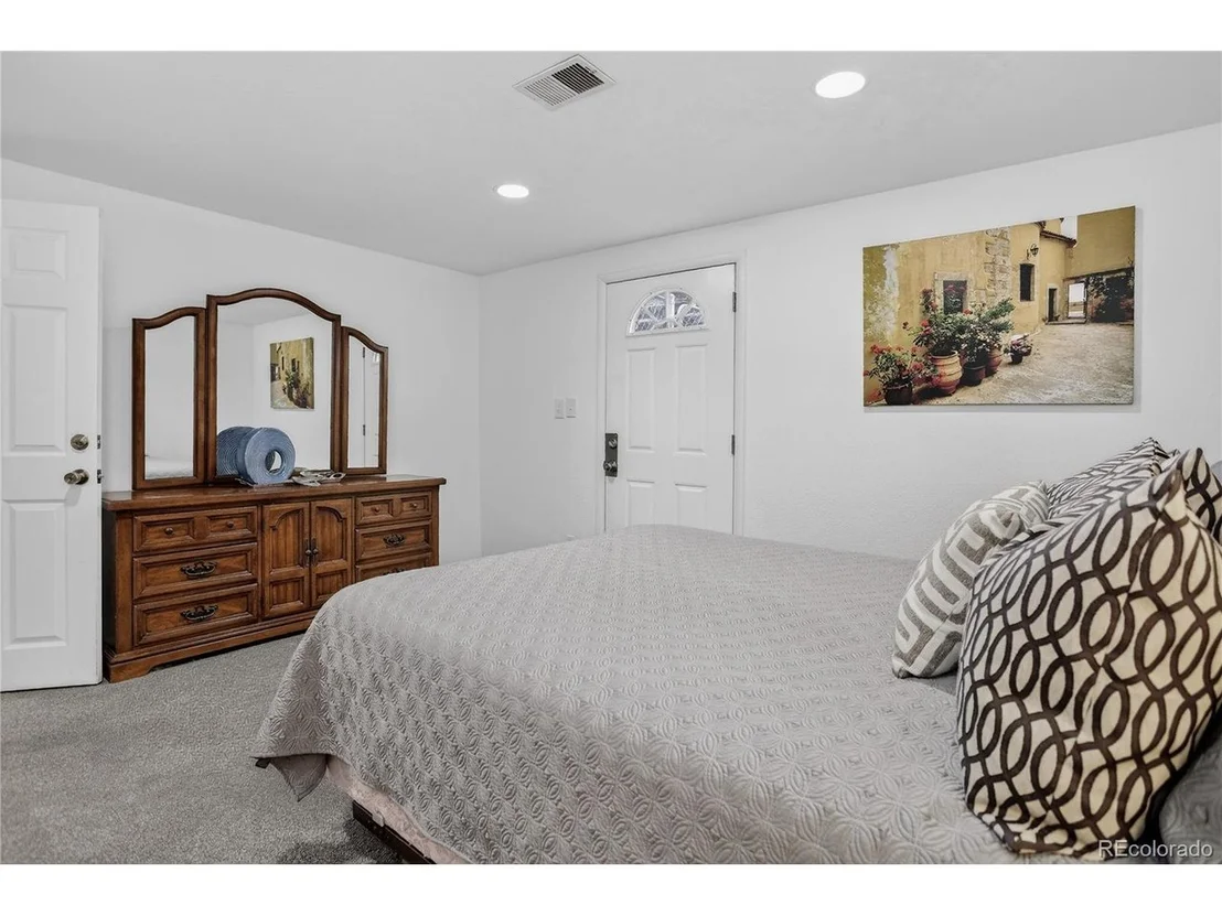 Photo of 2795 Vassar Dr