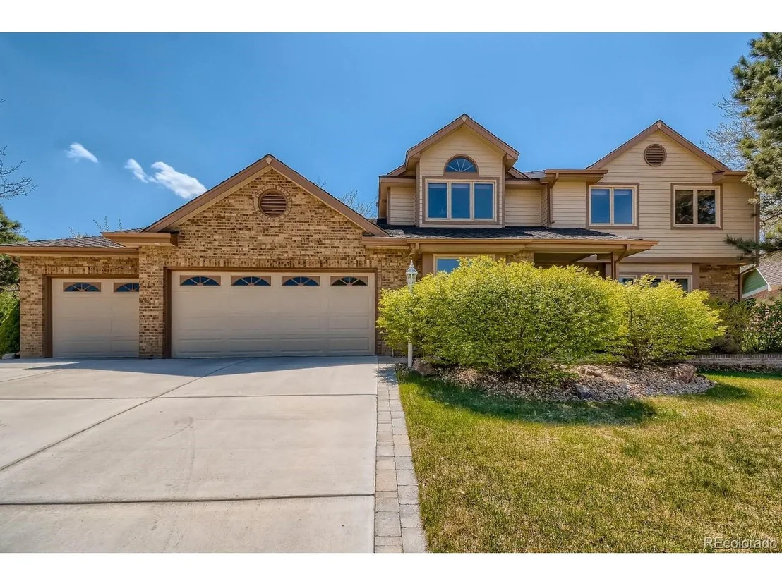 Photo of 8035 S Clayton Cir
