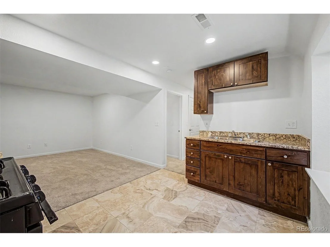 Photo of 1283 4th Ave
