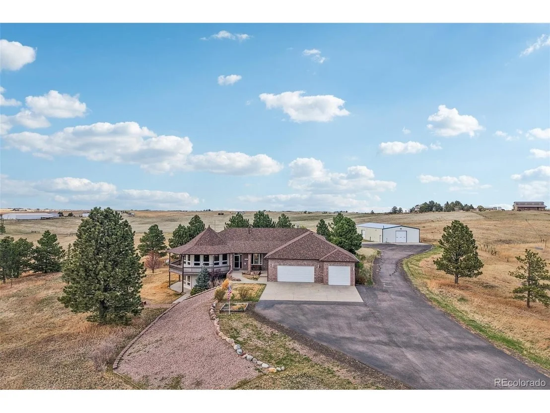 Photo of 2981 Rock Cir
